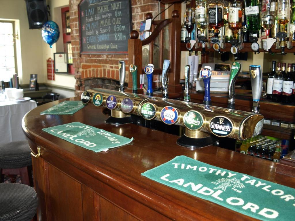 Jolly Brewers Free House Inn Bishop's Stortford Exteriör bild