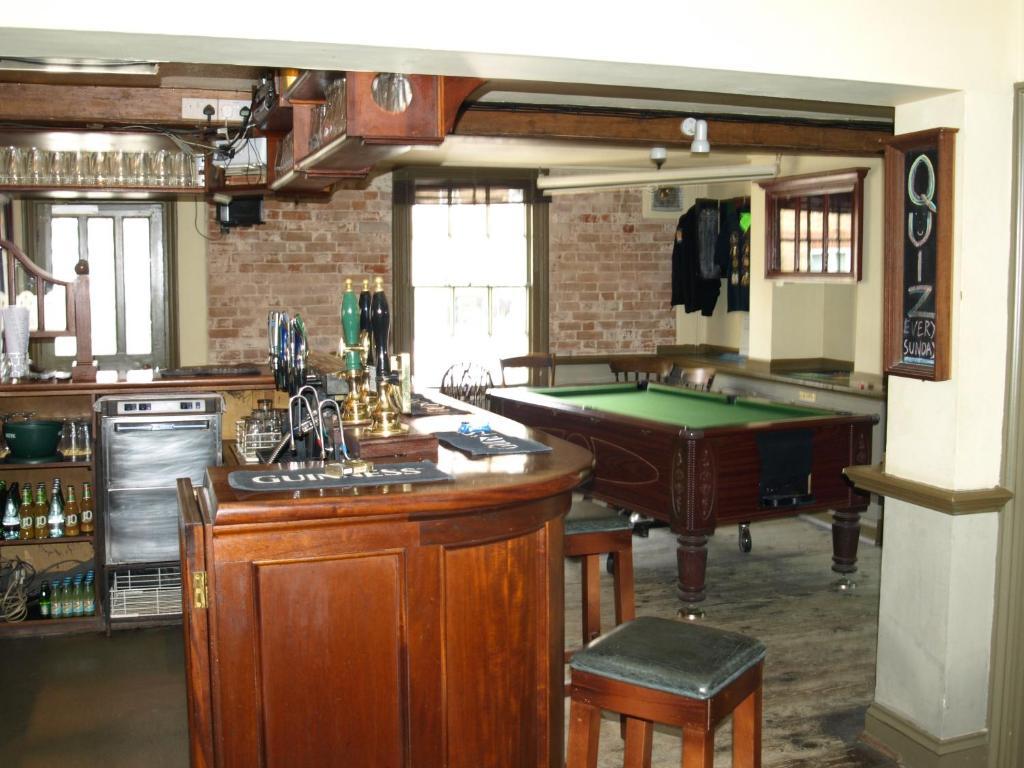 Jolly Brewers Free House Inn Bishop's Stortford Exteriör bild